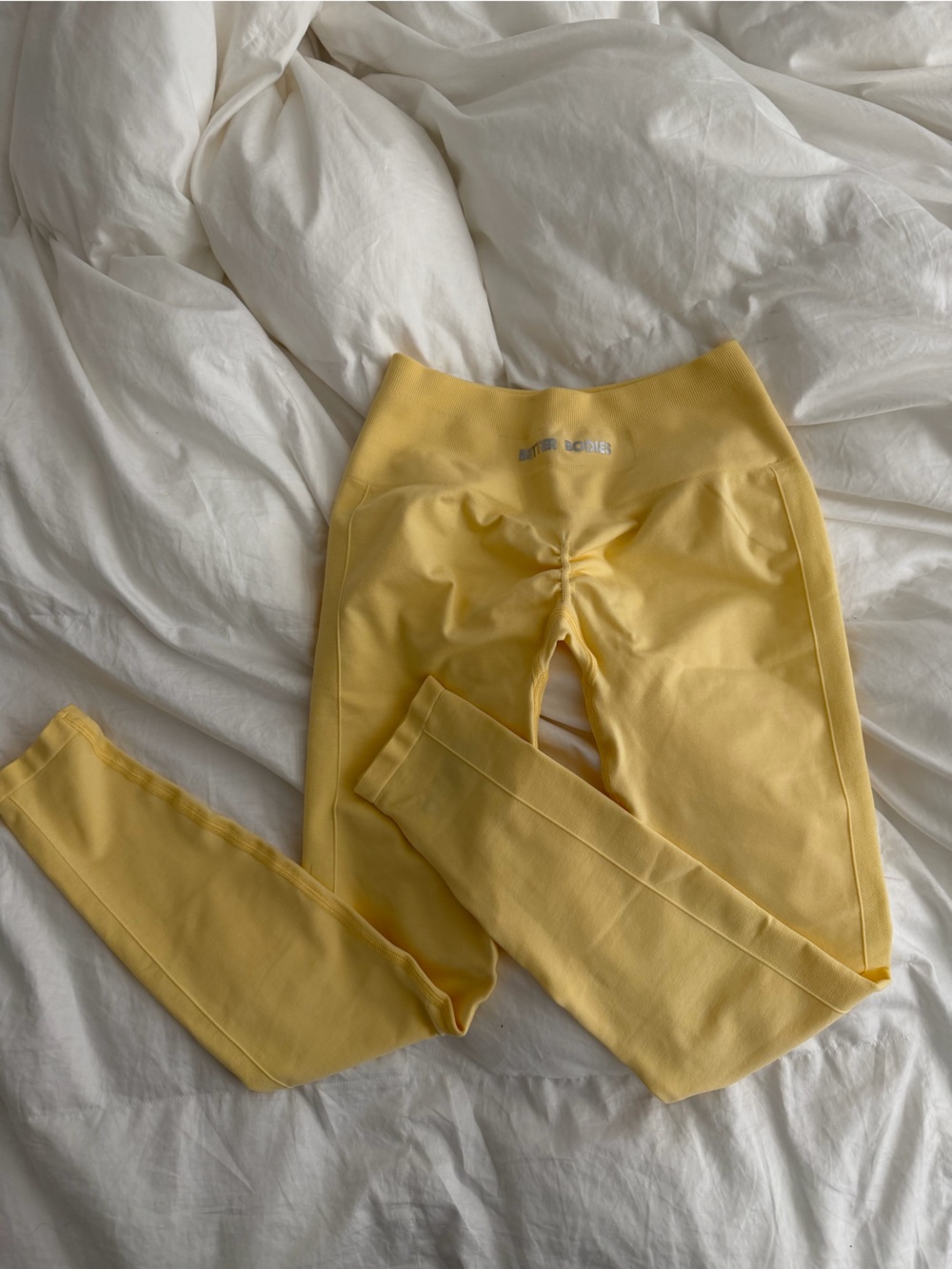 Better Bodies Yellow Leggings